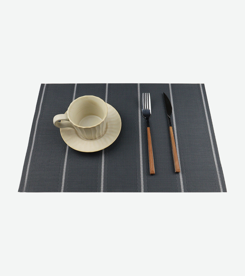 31007 Placemat Oblique Pattern