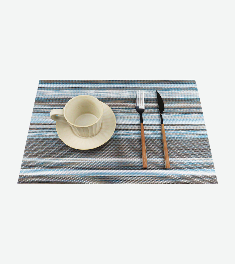 31010-3 Placemat Oblique Pattern